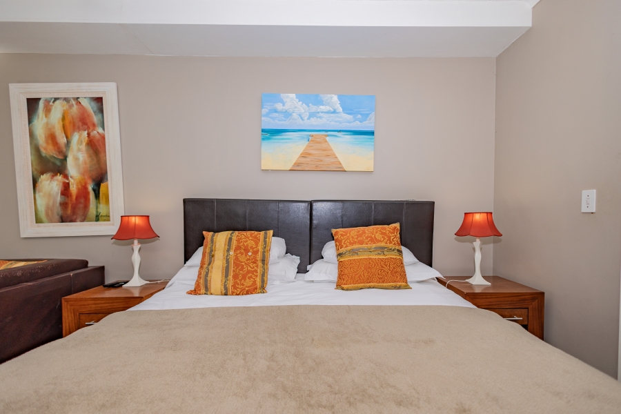 13 Bedroom Property for Sale in Sunset Beach Western Cape